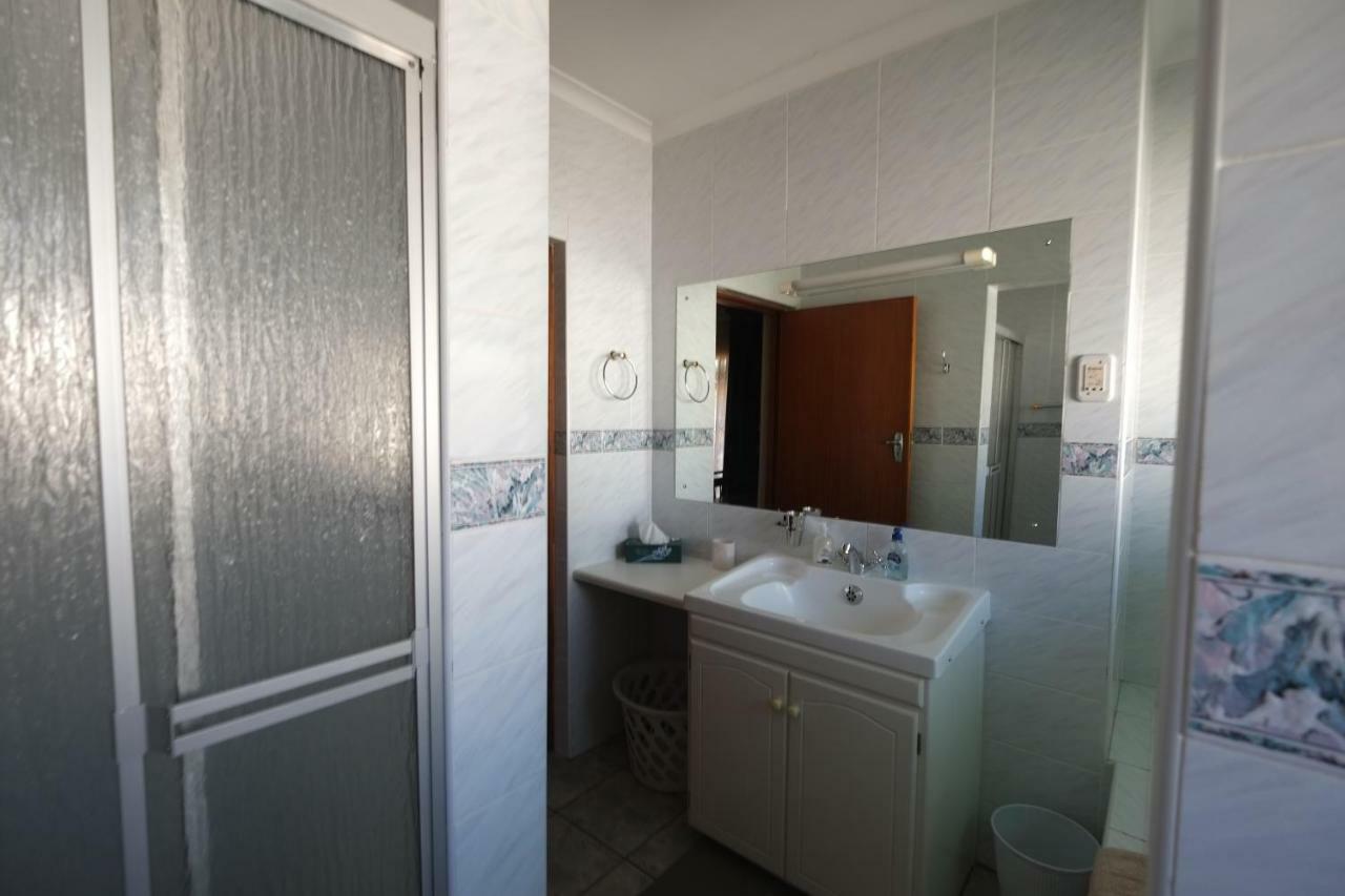 Eikepark Self Catering Apartment Stellenbosch Exterior photo